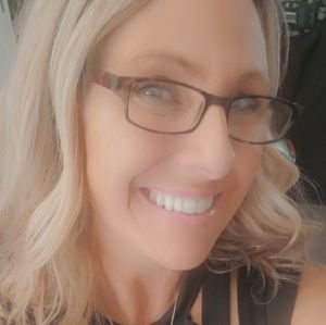 Meet your Posher, Posh